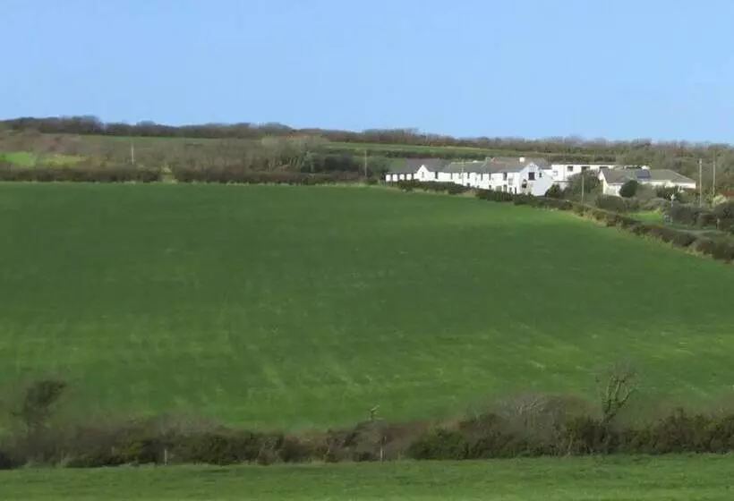 Отель The West Country Inn