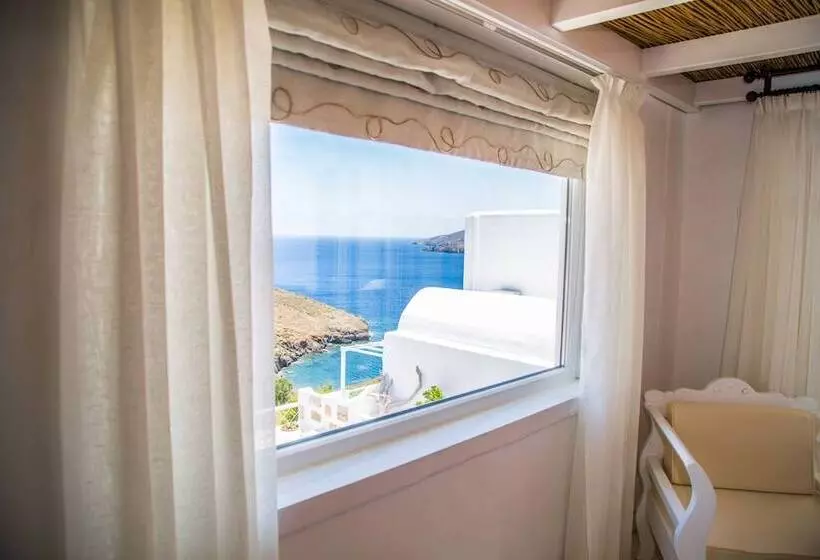 هتل Tholaria Boutique