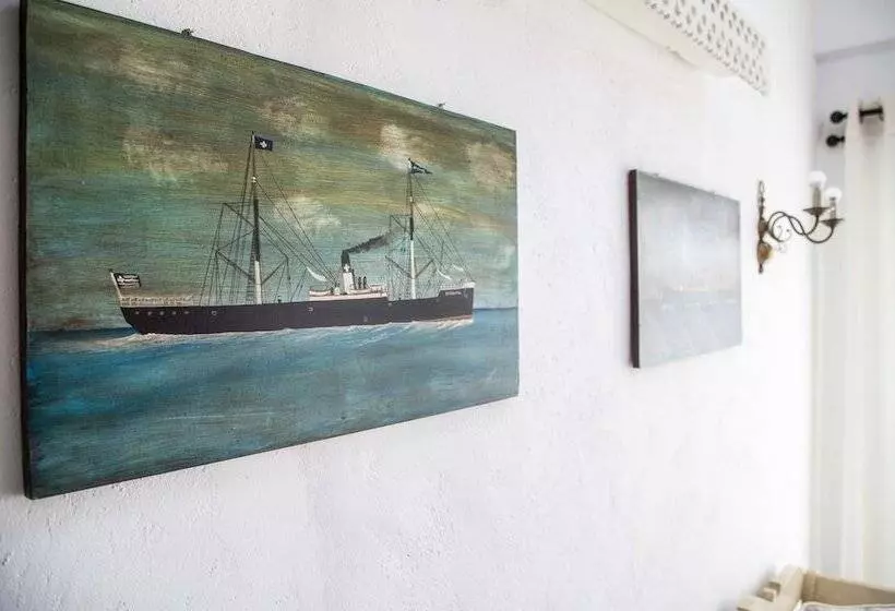 هتل Tholaria Boutique