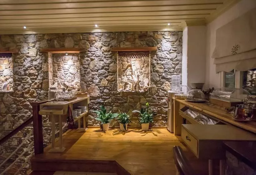 هتل Tholaria Boutique