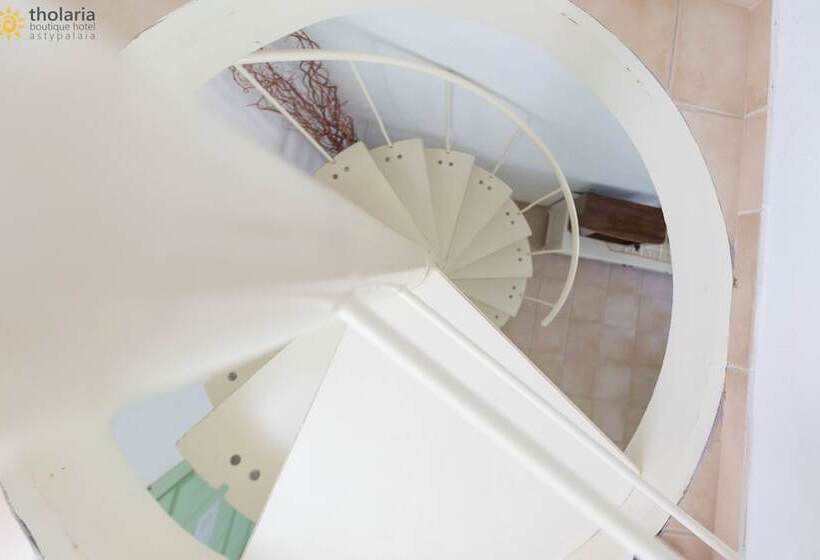 בית מלון כפרי Tholaria Boutique