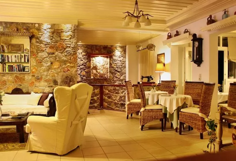 هتل Tholaria Boutique