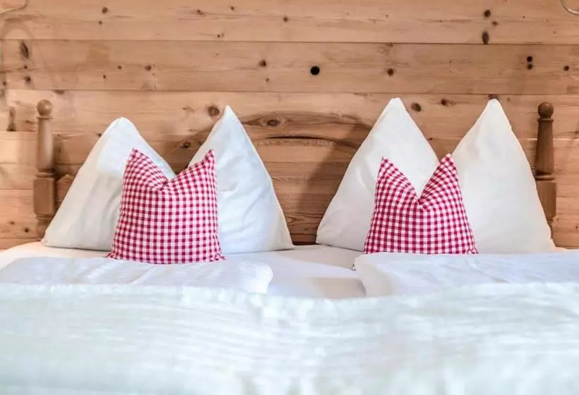 ホテル Unterbrunn Apartments & Gästehaus