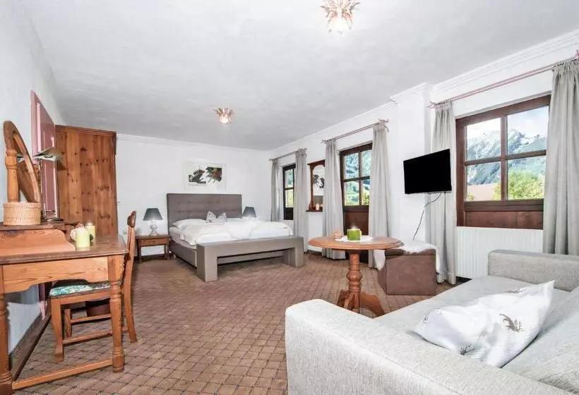 ホテル Unterbrunn Apartments & Gästehaus