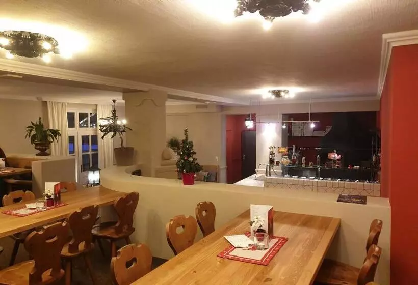 ホテル Unterbrunn Apartments & Gästehaus