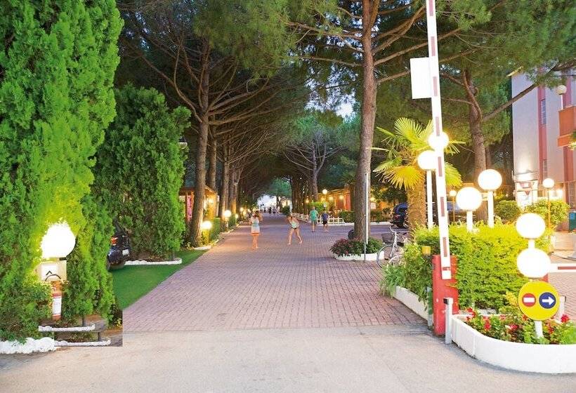 هتل Village Camping Joker