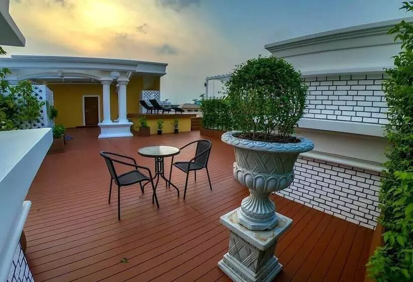 Hotelli Siri Oriental Bangkok