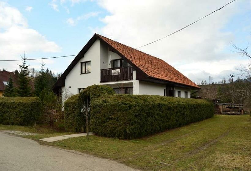 ペンション Apartment Natalia