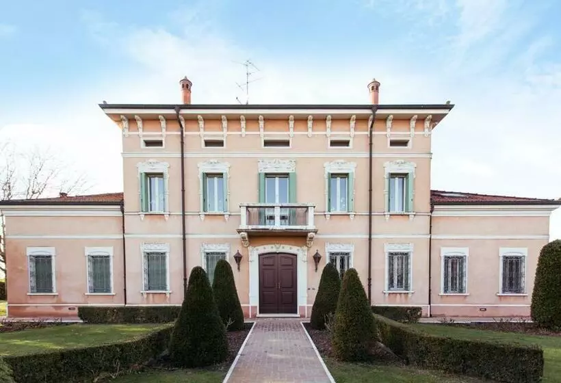 B&b Residence Il Ciliegio , Via Villa Superiore 93 Luzzara