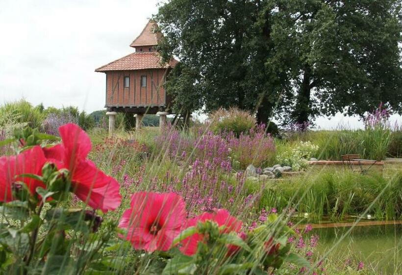 住宿加早餐  Chambre D Hôtes Insolite Dans Un Pigeonnier à 5 Minutes De Marciac Gers