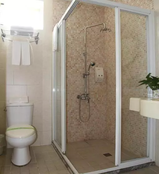 تختخواب و صبحانه Champs Elysees Guesthouse