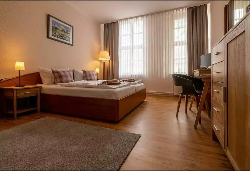 Aamiaismajoitus (B&B) Markt Eins Gästezimmer