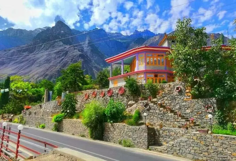 هتل Hikal Guest House