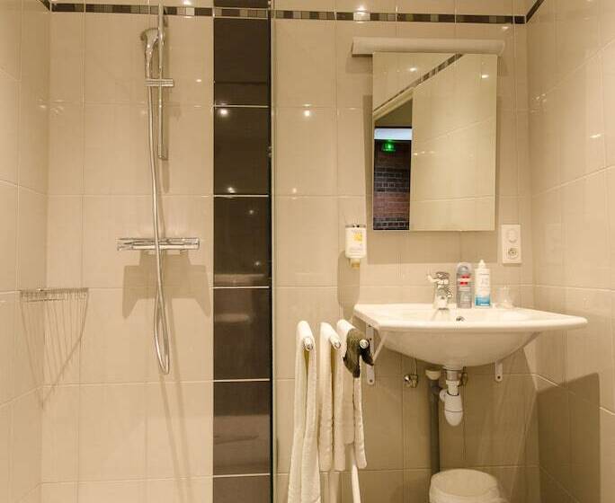 בית מלון כפרי Hôtel Agena