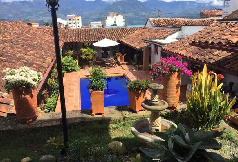 Hôtel La Serrana Hostal Spa