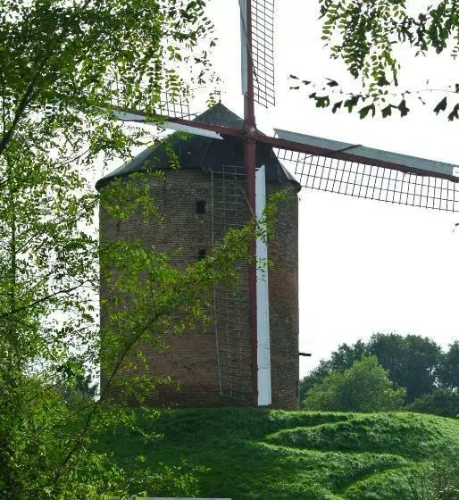 Hotelli Zonneheuvel