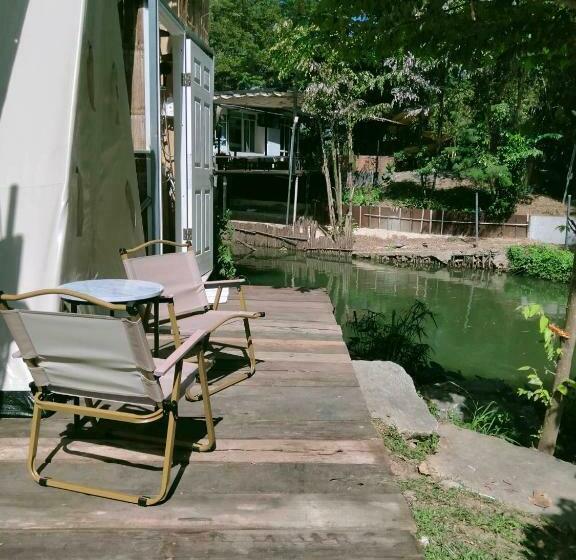 بنسيون Brookhouse & Glamping