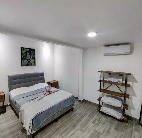 Aamiaismajoitus (B&B) Carara Adventure Park