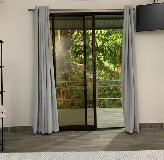 Bed and Breakfast Carara Adventure Park