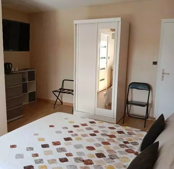 Aamiaismajoitus (B&B) L Olivier De St Leger