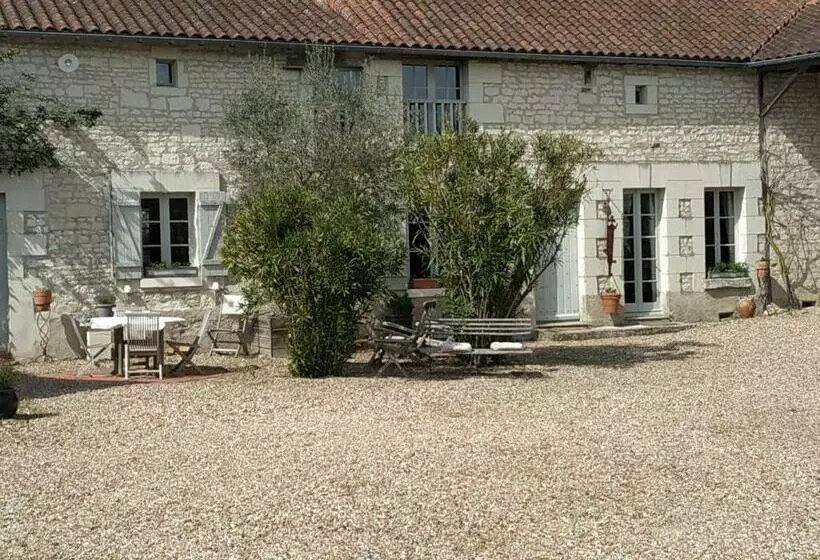 Aamiaismajoitus (B&B) Le Clos Des Fayes