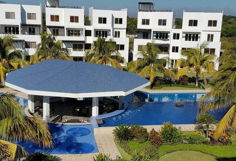 Brisa Del Mar Condominio El Muelle