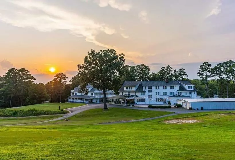 Hotelli 1913 Badin Inn