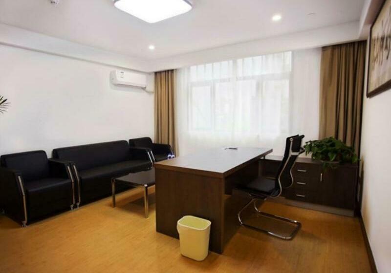 Отель Greentree Inn Anhui Suzhou City Si District Bianhe Avenue Business