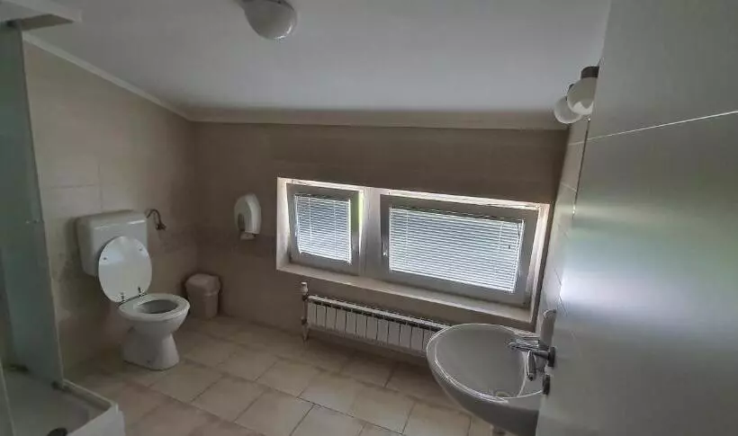 پانسیون Gostilna S Prenočišči Pri Janezu