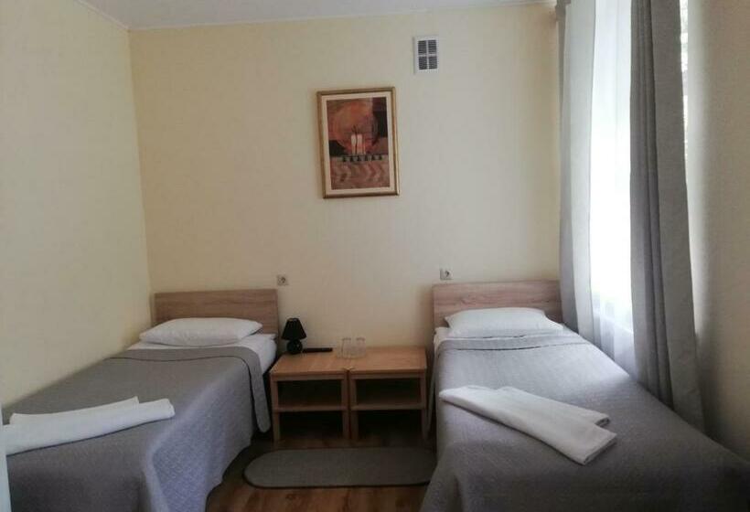 پانسیون Villa Verdaine