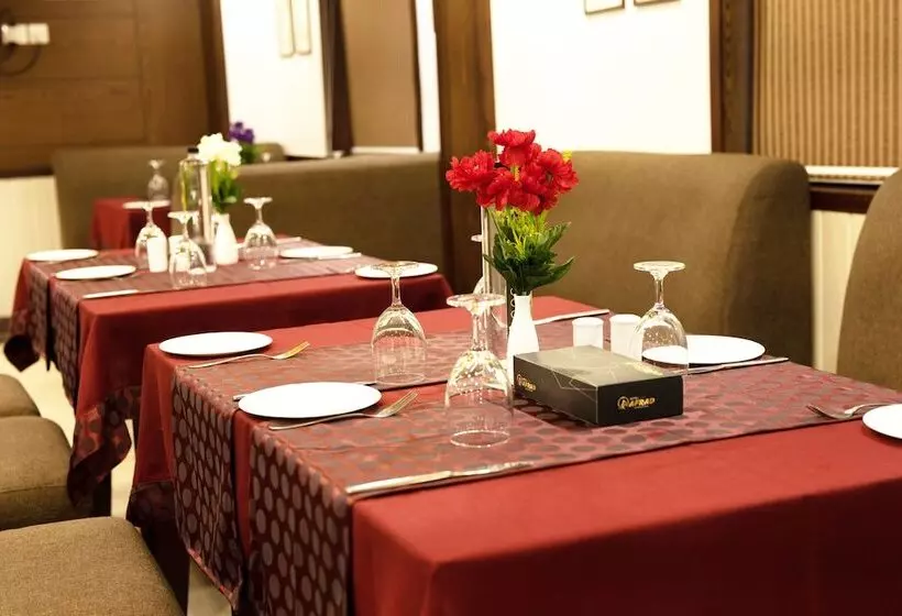 ホテル Afrad International