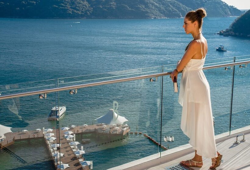 בית מלון כפרי B Pichilingue Acapulco