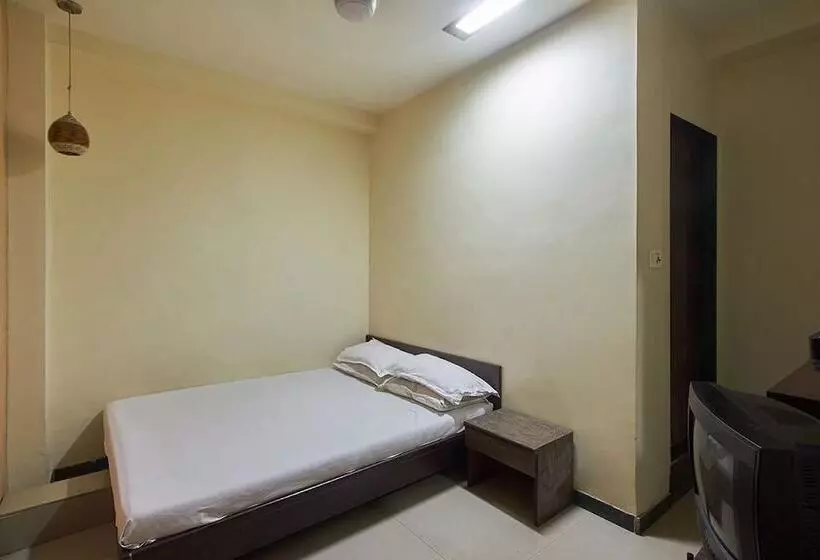 Отель Chakrika Lodging