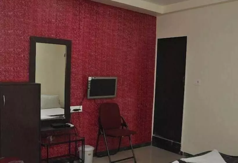 Отель Chakrika Lodging