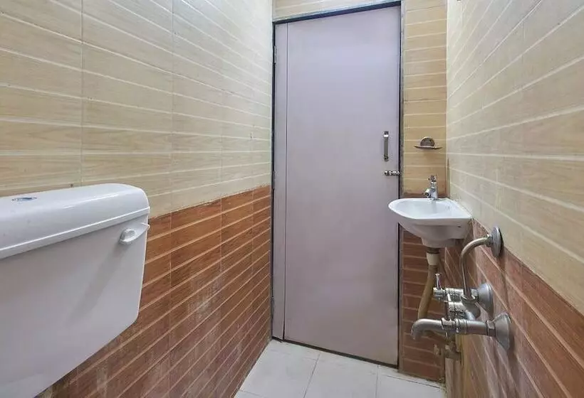 Отель Chakrika Lodging