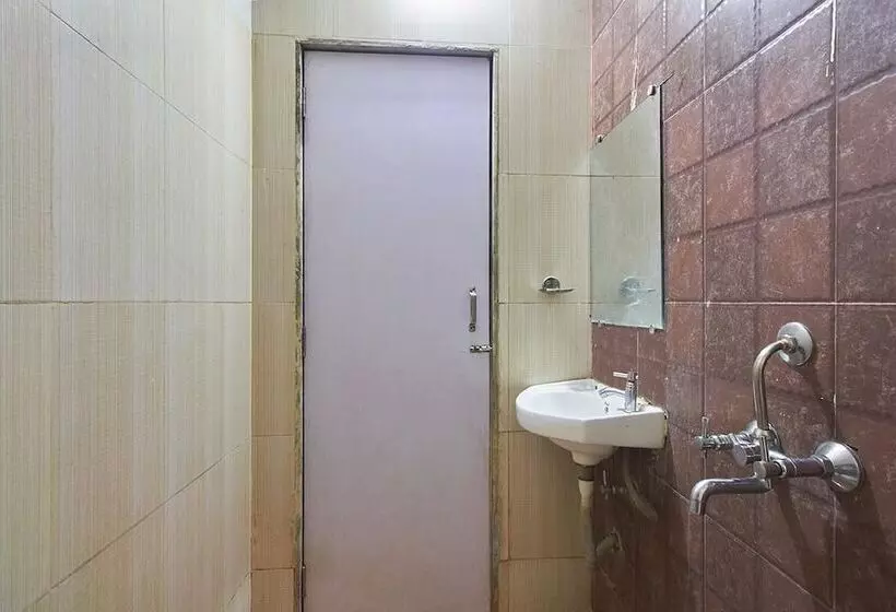 Отель Chakrika Lodging