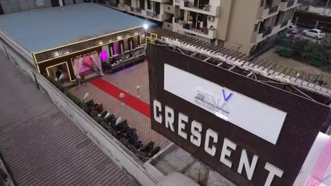 ホテル Genx Le Crescent Ghaziabad