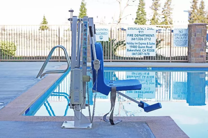 ホテル Holiday Inn Express & Suites Bakersfield Airport, An Ihg