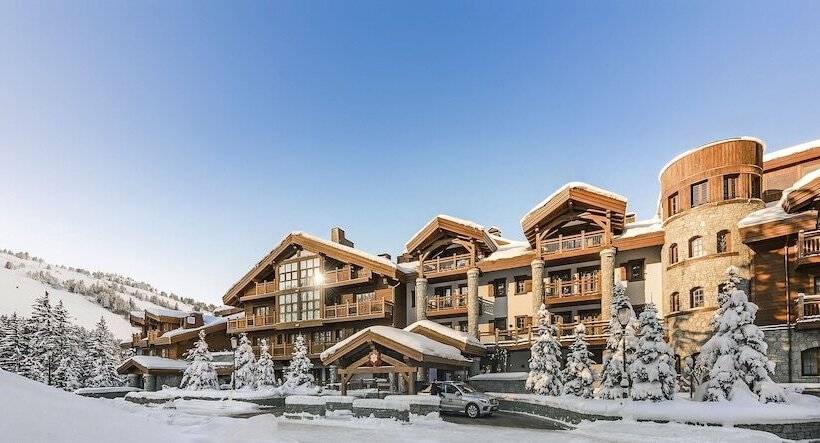 ホテル L Apogée Courchevel   An Oetker Collection