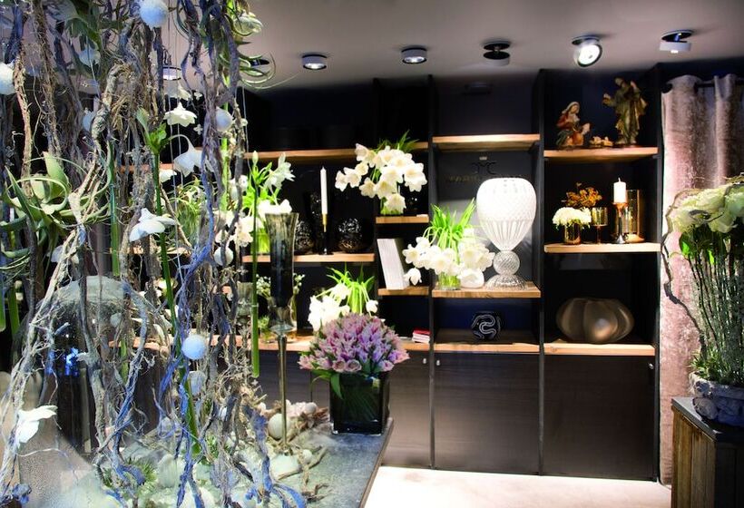 ホテル L Apogée Courchevel   An Oetker Collection