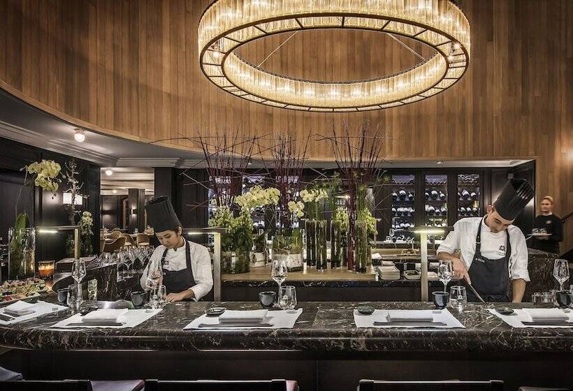 ホテル L Apogée Courchevel   An Oetker Collection