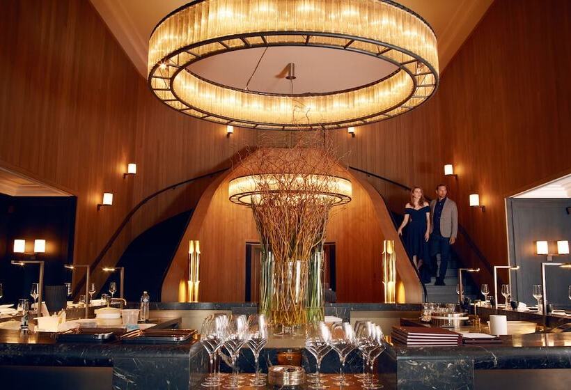 ホテル L Apogée Courchevel   An Oetker Collection