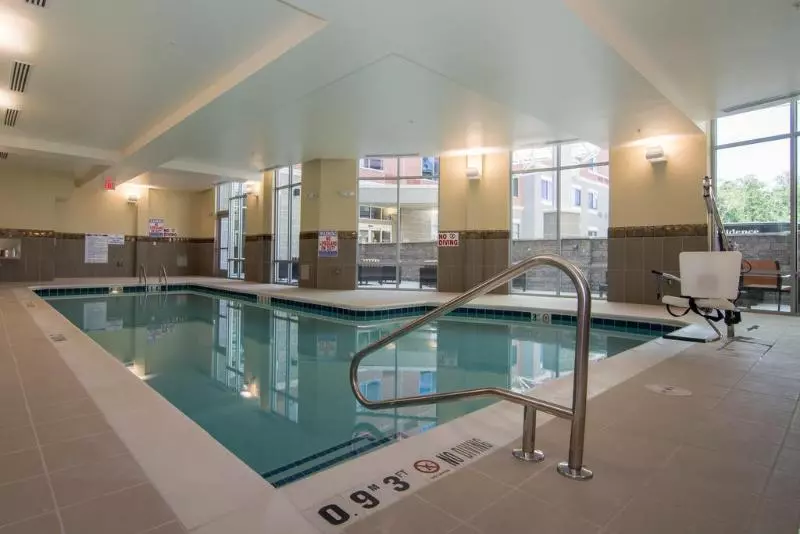ホテル Courtyard By Marriott Raleigh Durham Airport/brier Creek