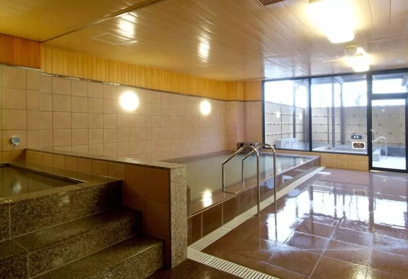 בית מלון כפרי Route Inn Grantia Dazaifu