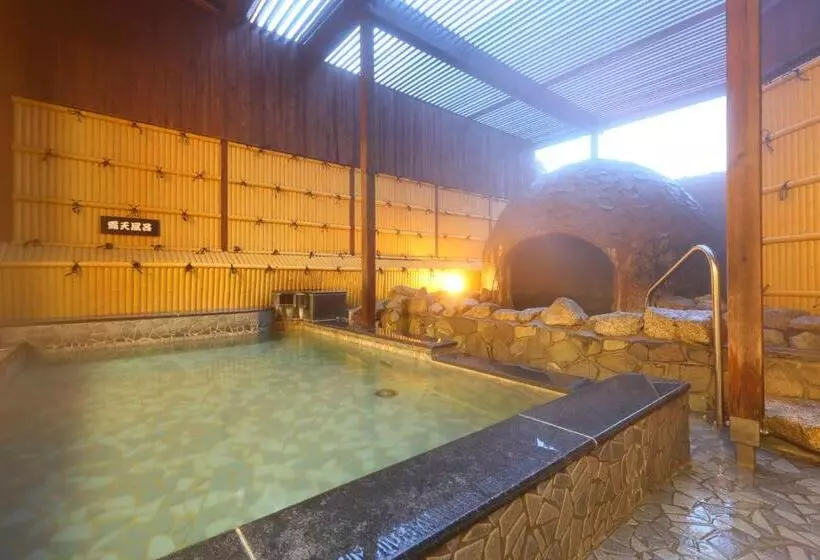 בית מלון כפרי Route Inn Grantia Dazaifu