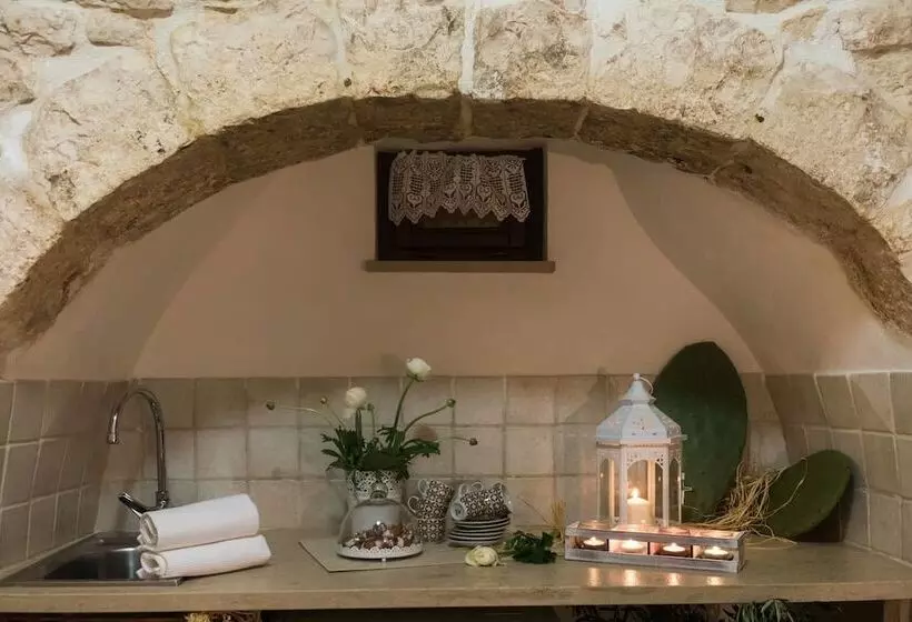 هتل Trulli Family