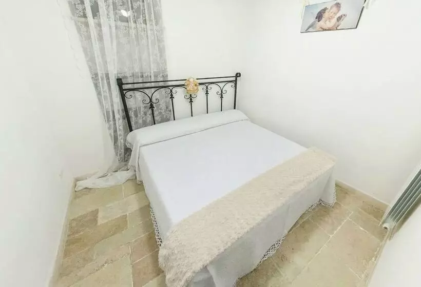 هتل Trulli Family