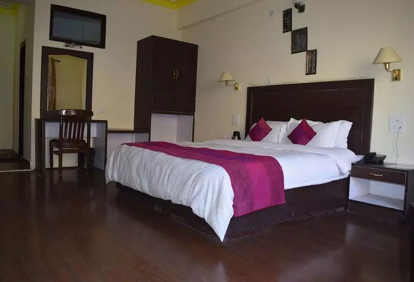 Hotel Zojila Residency