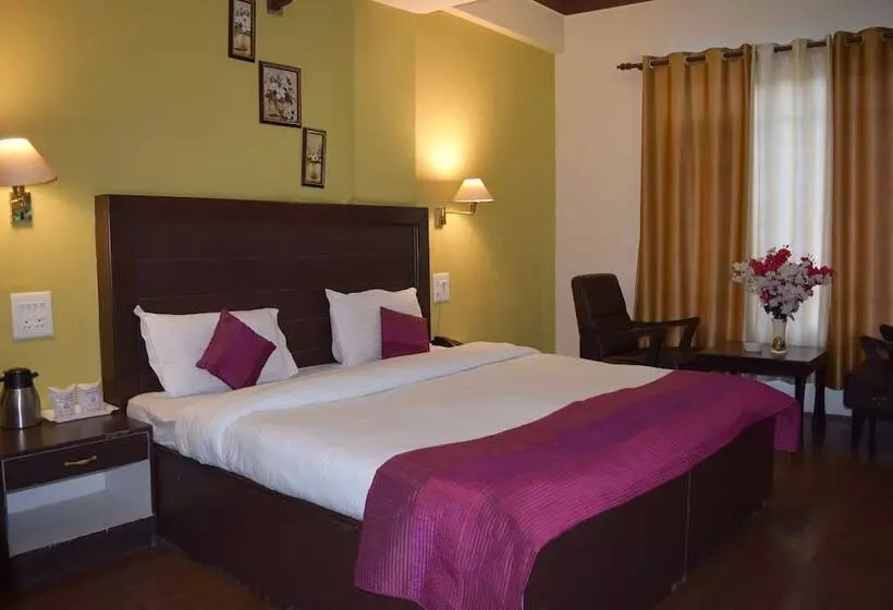 Hotel Zojila Residency