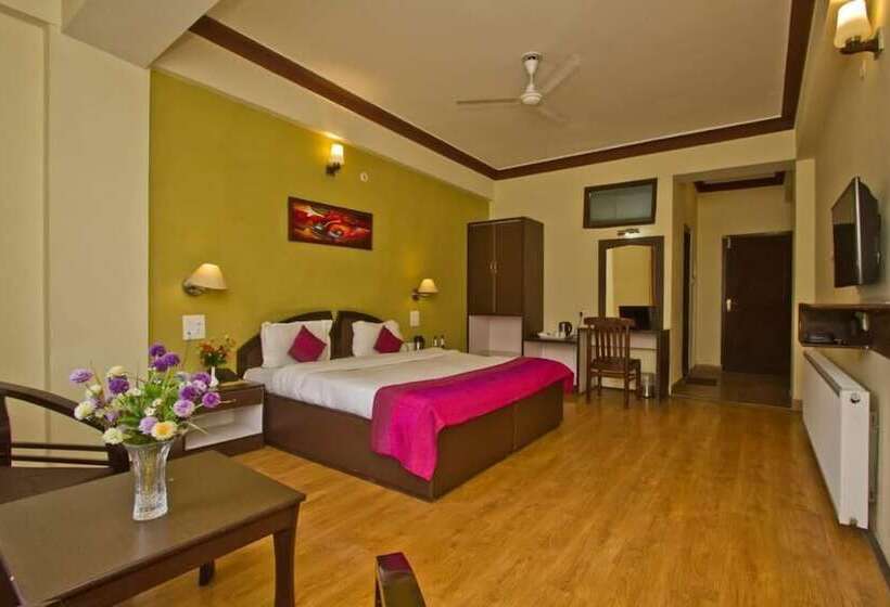 Hotel Zojila Residency